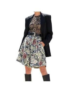 Vintage Above Average flowy floral knee length shorts skort